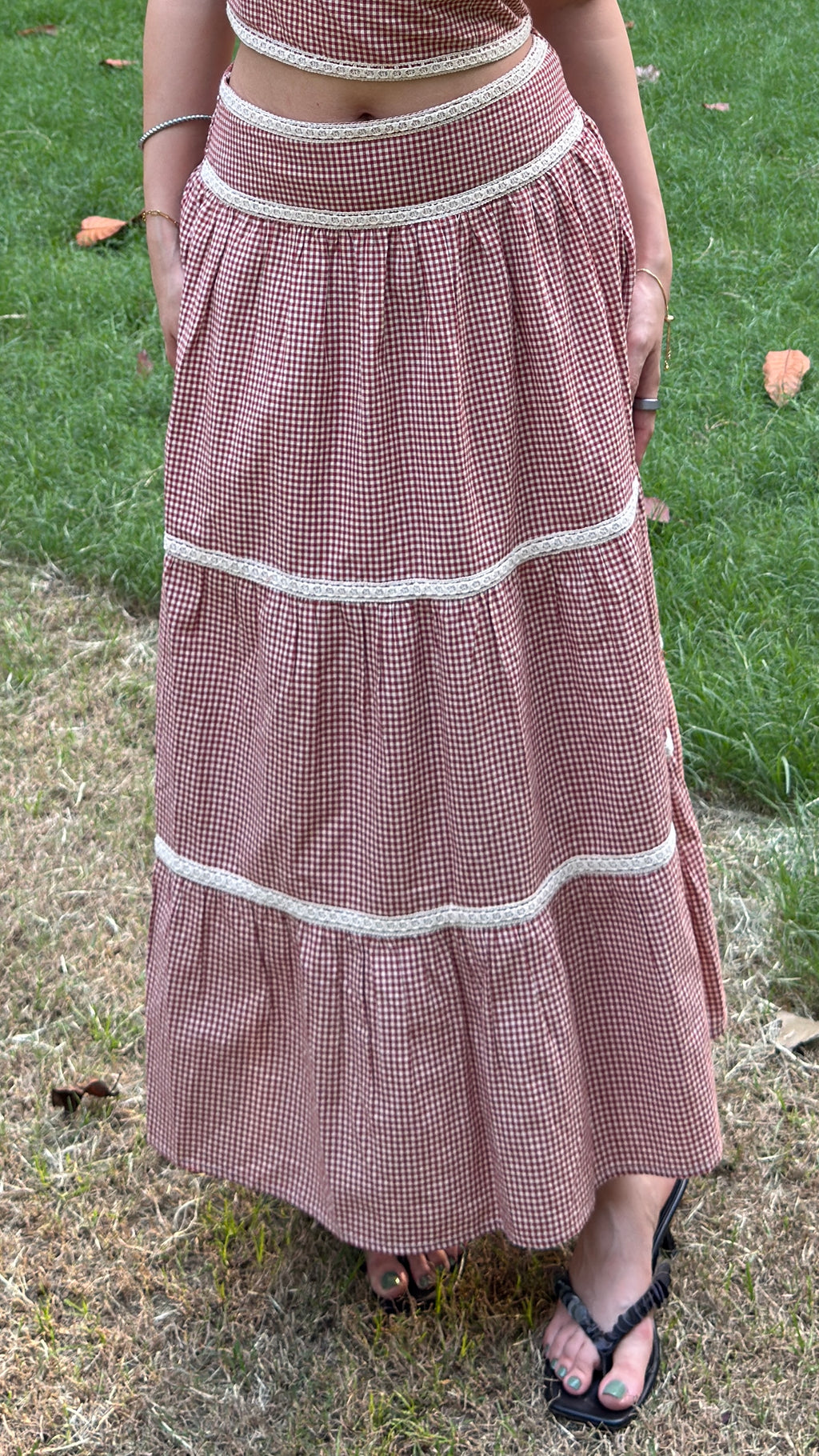 VINTAGE ROMANTIC.